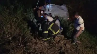 Hatay'da kamyonet şarampole devrildi : 3 yaralı