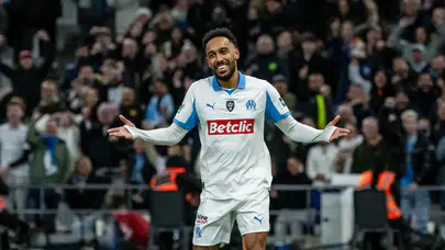 Aubameyang, Süper Lig ekibi ile sözleşme imzalıyor