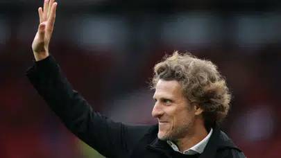 Uruguay'ın yeni teknik direktörü Diego Forlan oldu