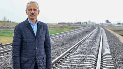 Bakan Uraloğlu duyurdu : Osmaneli-Bursa hızlı tren hattı test sürüşüne hazırlanıyor