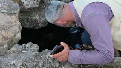 Hatay'da oğlak otlatırken kaybolan kadın volkanik arazideki yarıkta bulundu