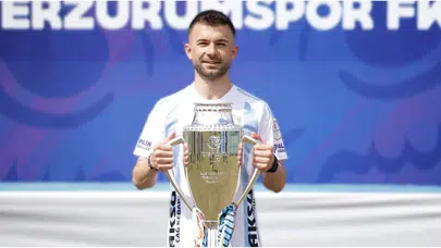 Salih Sarıkaya, Erzurumspor FK'ya veda etti