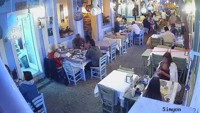 Tatlı yiyip hesabı ödemeden ayrıldılar ! Bolu'daki işletmede şaşkına çeviren anlar