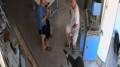 İş yerinde silahlı saldırıya uğrayan kişi hayatını kaybetti