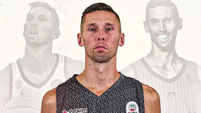 Aliağa Petkimspor, Jarrod Uthoff'u renklerine bağladı
