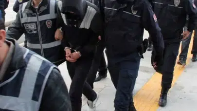 Antalya Serik'te sosyal medya dolandırıcılığı : 4 gözaltı
