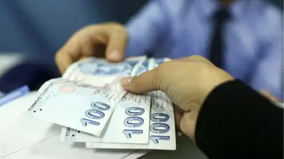 Bakanlıktan üniversite öğrencilerine aylık 13 bin 750 TL burs verilecek