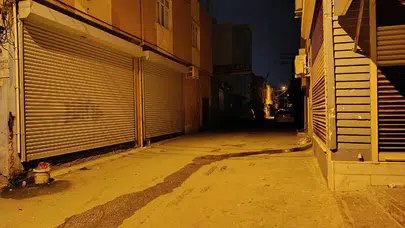 Adana'da sokak ortasında kadın cinayeti : Silahlı saldırıya uğrayan Reyhan Acar hayatını kaybetti