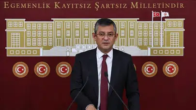 Özgür Özel yeni partisini ilan etti
