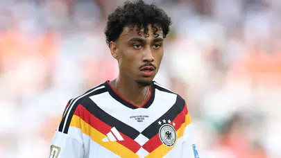 Bayern Münih, Nathaniel Brown'u kadrosuna kattı