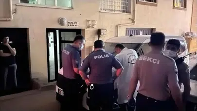 Eskişehir'de kötü koku ihbarına gidilen evde, cansız beden bulundu