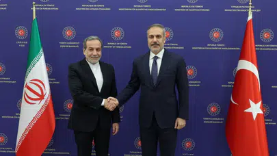 Bakan Fidan, İranlı mevkidaşı Arakçi ile görüştü
