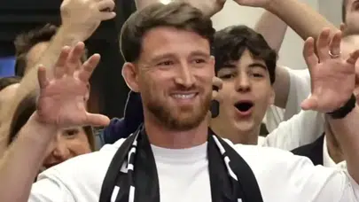 Beşiktaş'ın yeni transferi Salih Özcan İstanbul'da