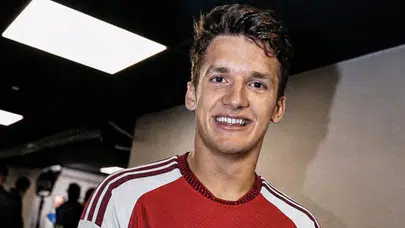Arsenal, 40 milyon Euro karşılığında Christos Tzolis’i kadrosuna kattı