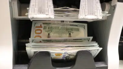 Güncel döviz kurları açıklandı : Dolar haftaya yükselişle başladı