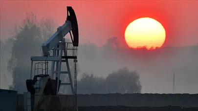 Petroldeki sert düşüş: Ateşkes umudu fiyatları nasıl etkiledi?