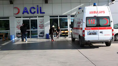 Avcılar'da yolun karşısına geçen çocuğa otomobil çarptı