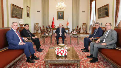 TBMM Başkanı Kurtulmuş ile Yeni Yol Partisi Grup Başkanı Ekmen görüştü