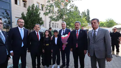 Ticaret Bakanı Ömer Bolat Şırnak'ta : Valilik ziyaretinde yatırım ve sınır ticareti masaya yatırıldı