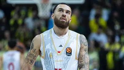 Anadolu Efes'ten Mike James transferi