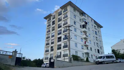 Kastamonu'da 7'nci kattan düşen 2 yaşındaki çocuk hayatını kaybetti