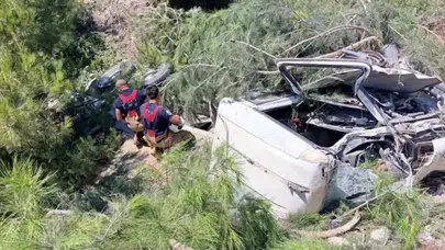 Hatay Antakya'da kaza : Kamyon şarampole devrildi