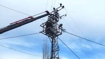 Bilecik'te elektrik trafosunda patlama : Elektrik kesintisi yaşandı