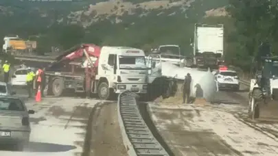 Malatya - Adıyaman yolunda yakıt tankeri devrildi