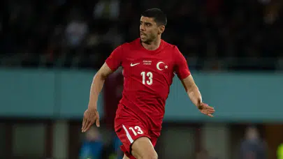 Trabzonspor, Cenk Özkacar transferini KAP'a bildirdi