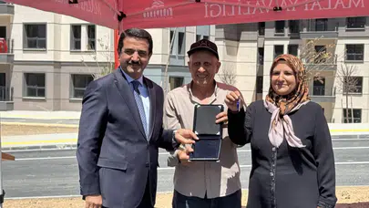 Malatya’da 4 bin 359 deprem konutu hak sahiplerine teslim edildi