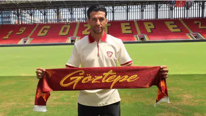 İsmail Köybaşı futbolu bıraktı