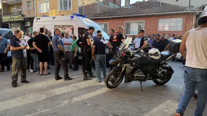 Bursa'da iki grup arasında 'park yeri' kavgası : 3 kişi bıçaklandı
