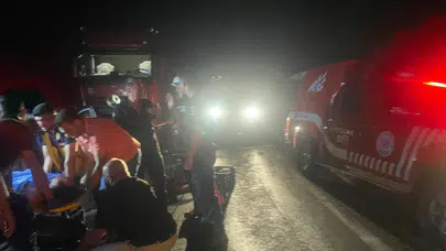 Malatya Arguvan'da tır ile otomobil çarpıştı : Aynı aileden 3 kişi hayatını kaybetti, 1 yaralı
