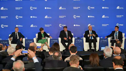Ankara'da dev zirve öncesi önemli panel : Zirveye Doğru