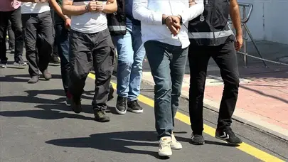 Polis, gümrük personeli ve adliye çalışanları gözaltında
