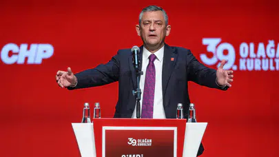 Özgür Özel CHP'ye veda etti