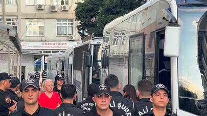 İzmit Belediyesi operasyonunda gözaltına alınan 31 şüpheli sağlık kontrolünde