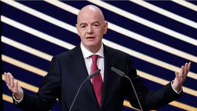 FIFA'da deprem : Infantino'nun danışmanı Carlos Cordeiro istifa etti