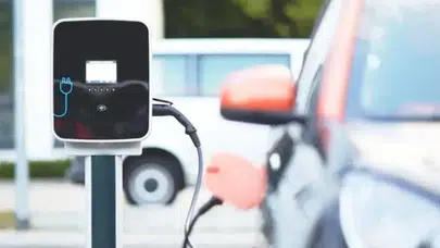 Elektrikli araç satışlarında haziranda 2 milyon eşiği : Avrupa rekor kırdı, Çin ve ABD frene bastı