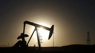 Suudi Arabistan'dan petrol fiyatlarına indirim