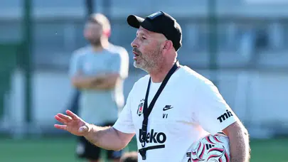 Beşiktaş'ın Slovakya kampı iki hazırlık maçı ile devam edecek