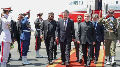 Cevdet Yılmaz ve Pezeşkiyan bir araya geldi
