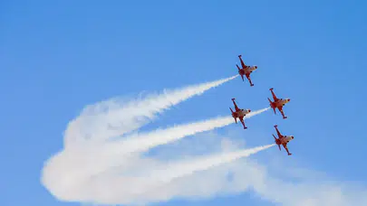 Türk Yıldızları NATO Zirvesi için gösteri uçuşu yapacak