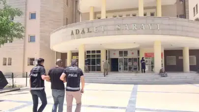 Şanlıurfa'da uyuşturucu ticaretinden tahliye olan zanlı traktörle uyuşturucu taşırken yakalandı
