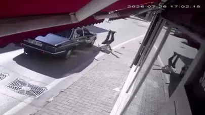 Bursa'da karşıya geçmeye çalışan yayaya otomobil çarptı