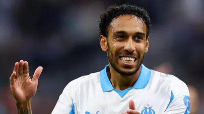 Deportivo, Pierre-Emerick Aubameyang'ı kadrosuna kattığını açıkladı