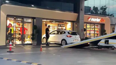 Bağcılar'da akaryakıt istasyonunda feci kaza