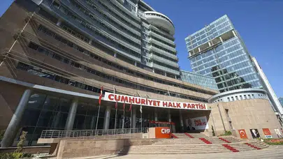 CHP’de 4 il başkanı görevden alındı