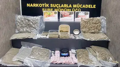İzmir Karşıyaka'da uyuşturucu operasyonu : 11 kilo madde ele geçirildi