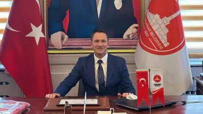 İYİ Partili Koyulhisar Belediye Başkanı partisinden istifa etti